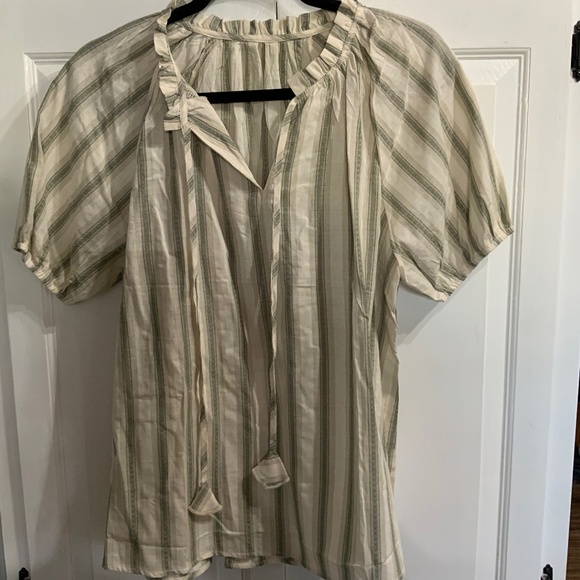 Women’s Size Large Top - Picture 1 of 2